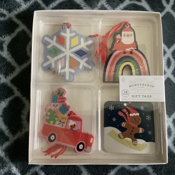 Wondershop Gift Tags Bundle 16 count/pack New - Picture 5 of 5